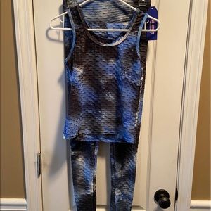 SOLD‼️Women’s active set